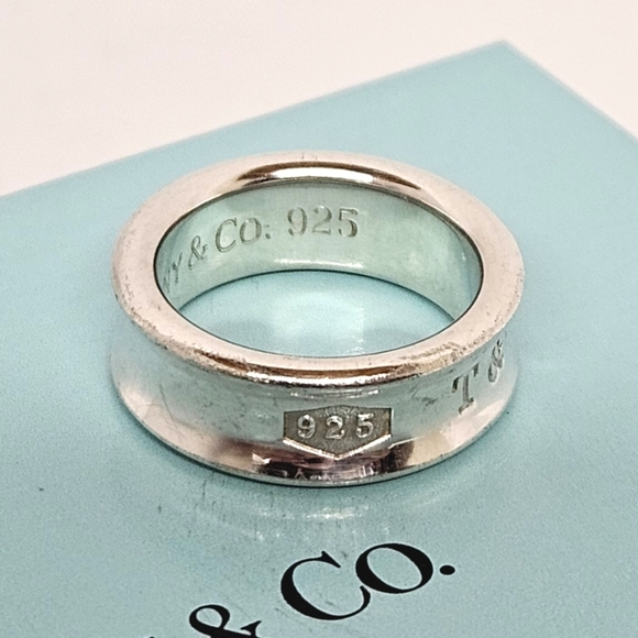 Tiffany & Co. 1837 Ring In Sterling Silver 1997 Size 5 Medium - Picture 6 of 10
